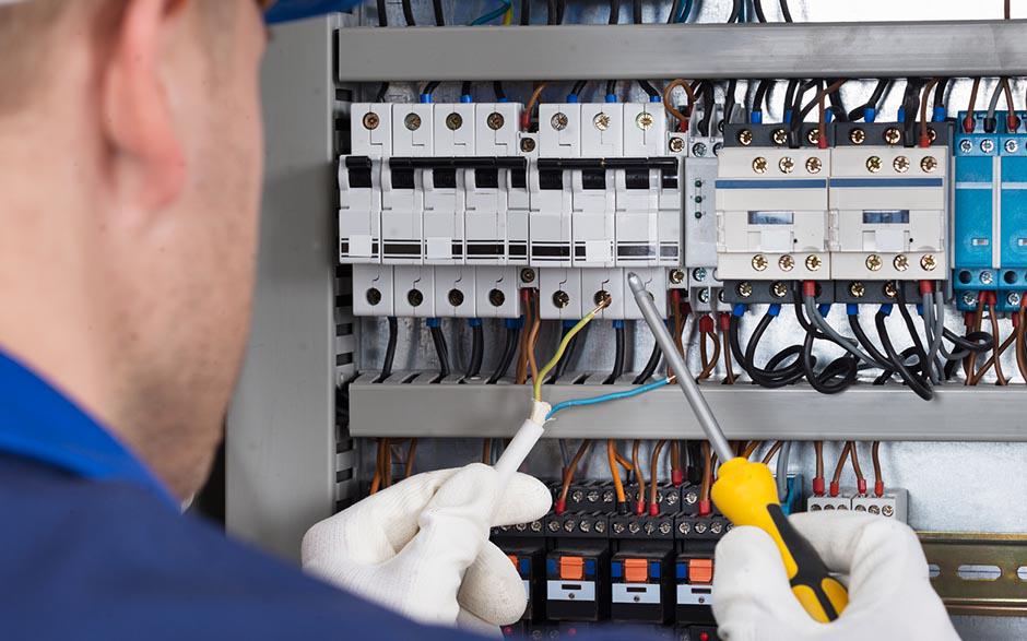 tarif horaire électricien Charenton-le-Pont